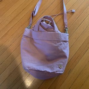 Pink lululemon purse